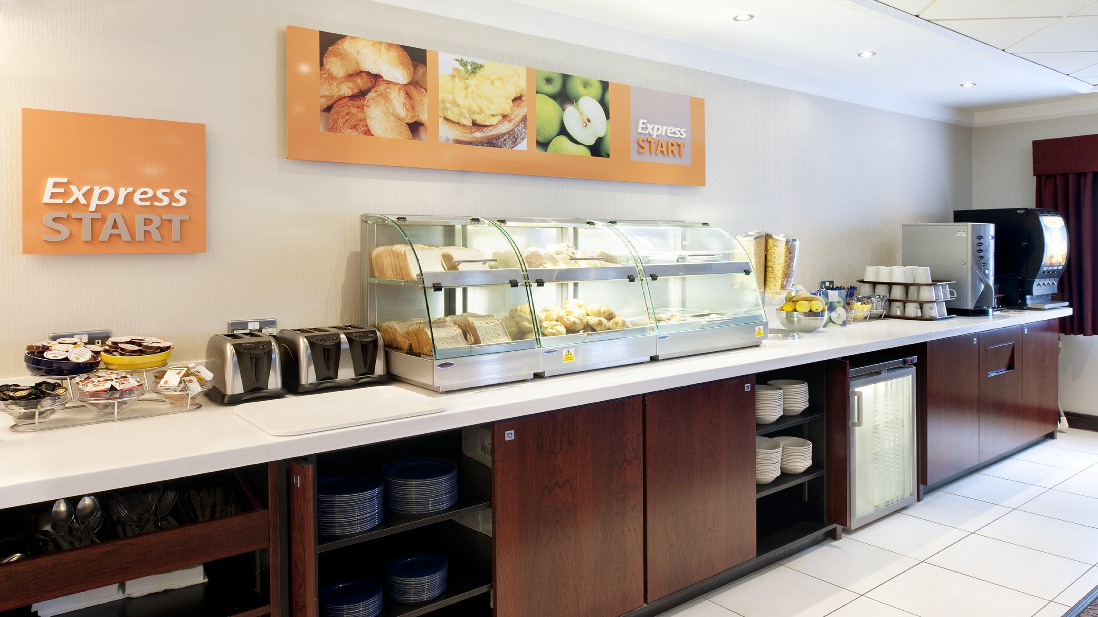 Holiday Inn Express Leeds-East By Ihg Leeds  Exteriér fotografie