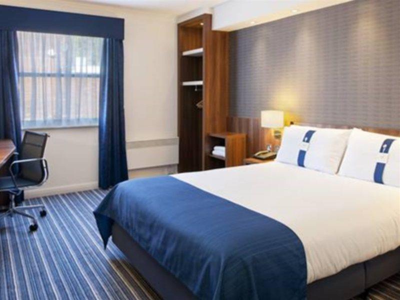 Holiday Inn Express Leeds-East By Ihg Leeds  Exteriér fotografie